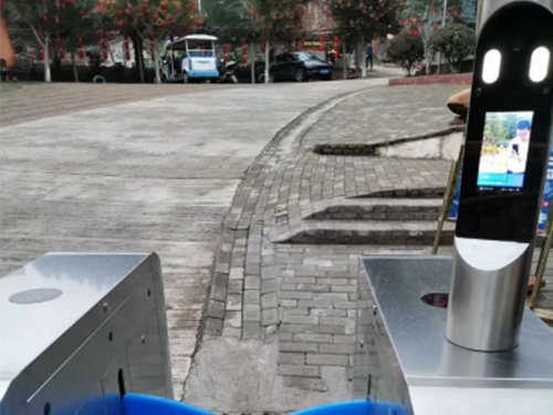 【产品案例】会昌欢乐谷产品工程实例，车牌识别/栅栏道闸、人脸识别/人行翼闸