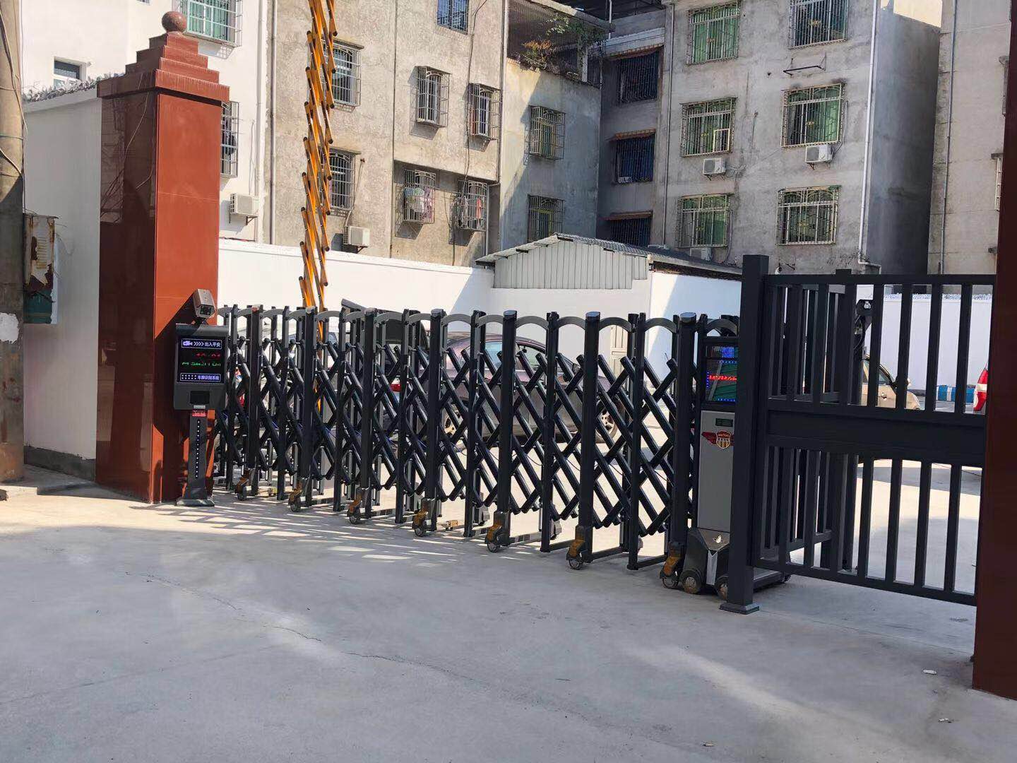 车牌识别系统多少钱