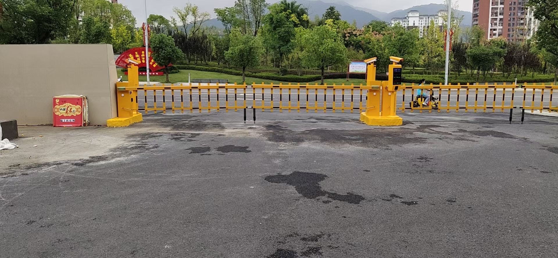 车牌识别系统一套多少钱